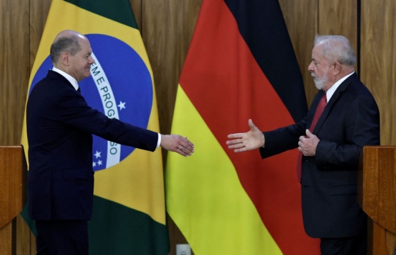 Photo of Lula and Scholz